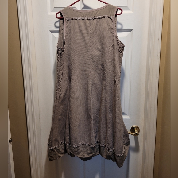'Dorothy of London' bubble dress. UK XL. Grey/Beige - Picture 5 of 8